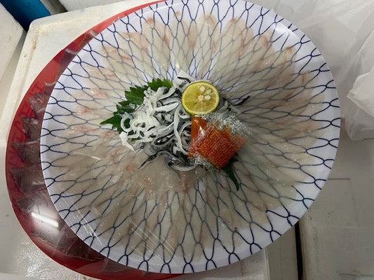 泳ぎ活けトラフグ 白子付き1匹（2名分）